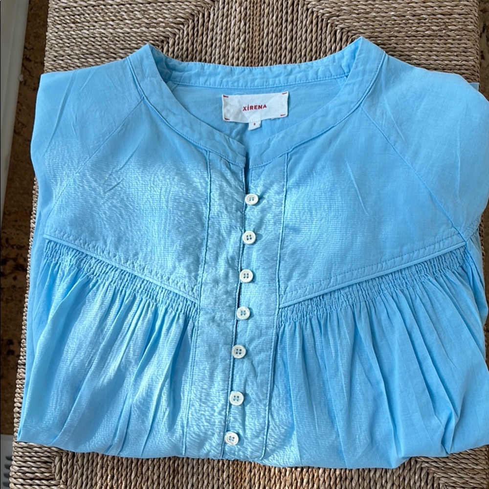 XIRENA Delilah Bluebird Top Size Small 🩵